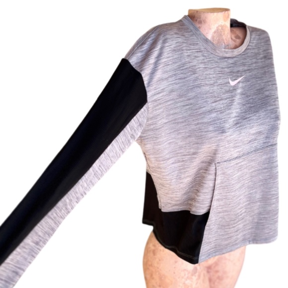 NIKE Dri Fit Long Sleeve - Picture 5 of 7